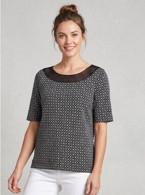 🥀Croft & Barrow  Cotton Blouse short Sleeve Black & white  crochet neck l…